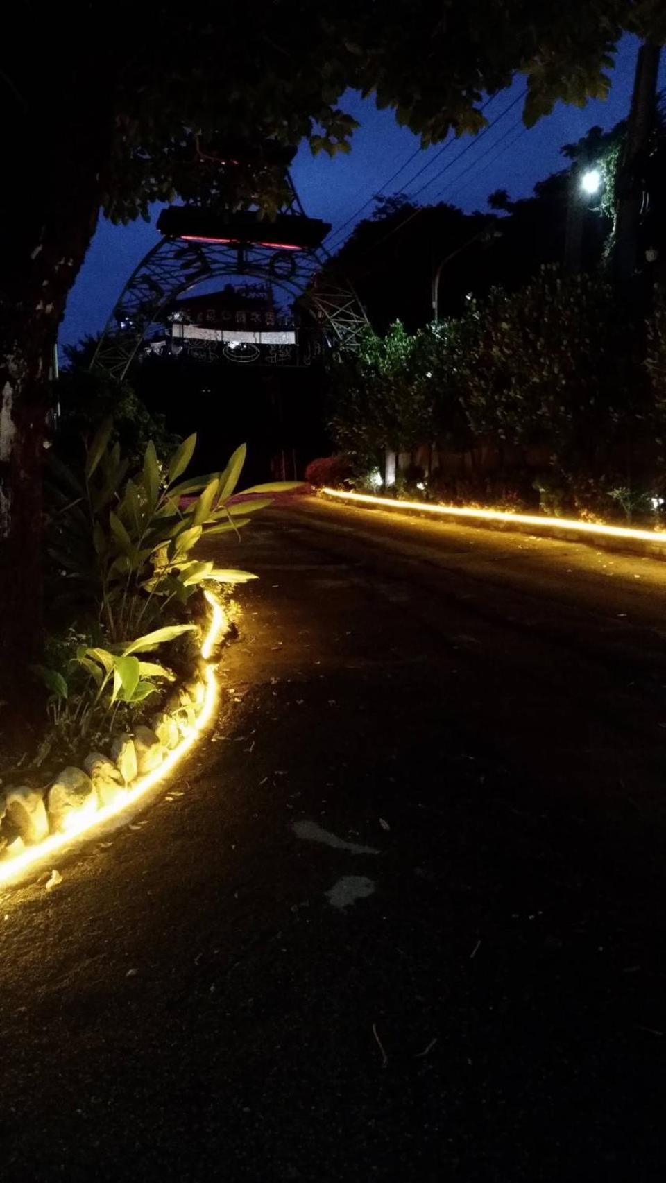 愛情海 Motel Toufen Buitenkant foto