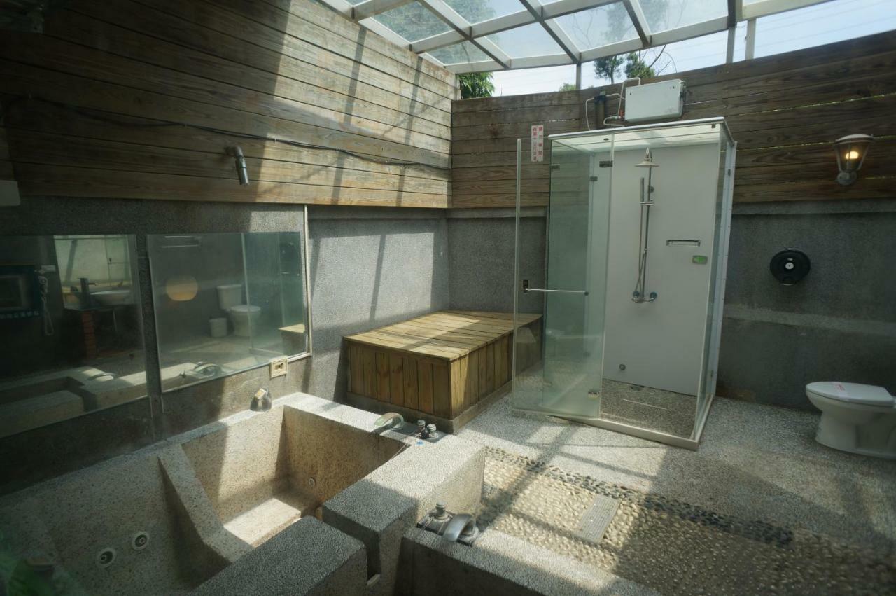 愛情海 Motel Toufen Buitenkant foto